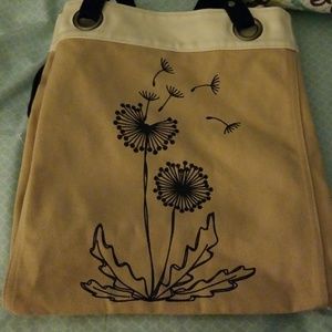 Essential storage tote